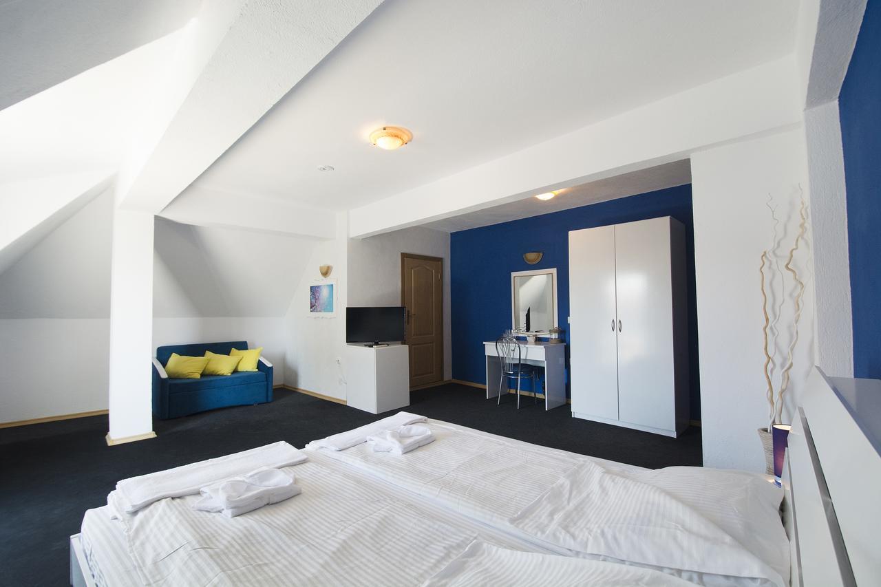 Family Hotel Four Seasons Carevo Exteriér fotografie